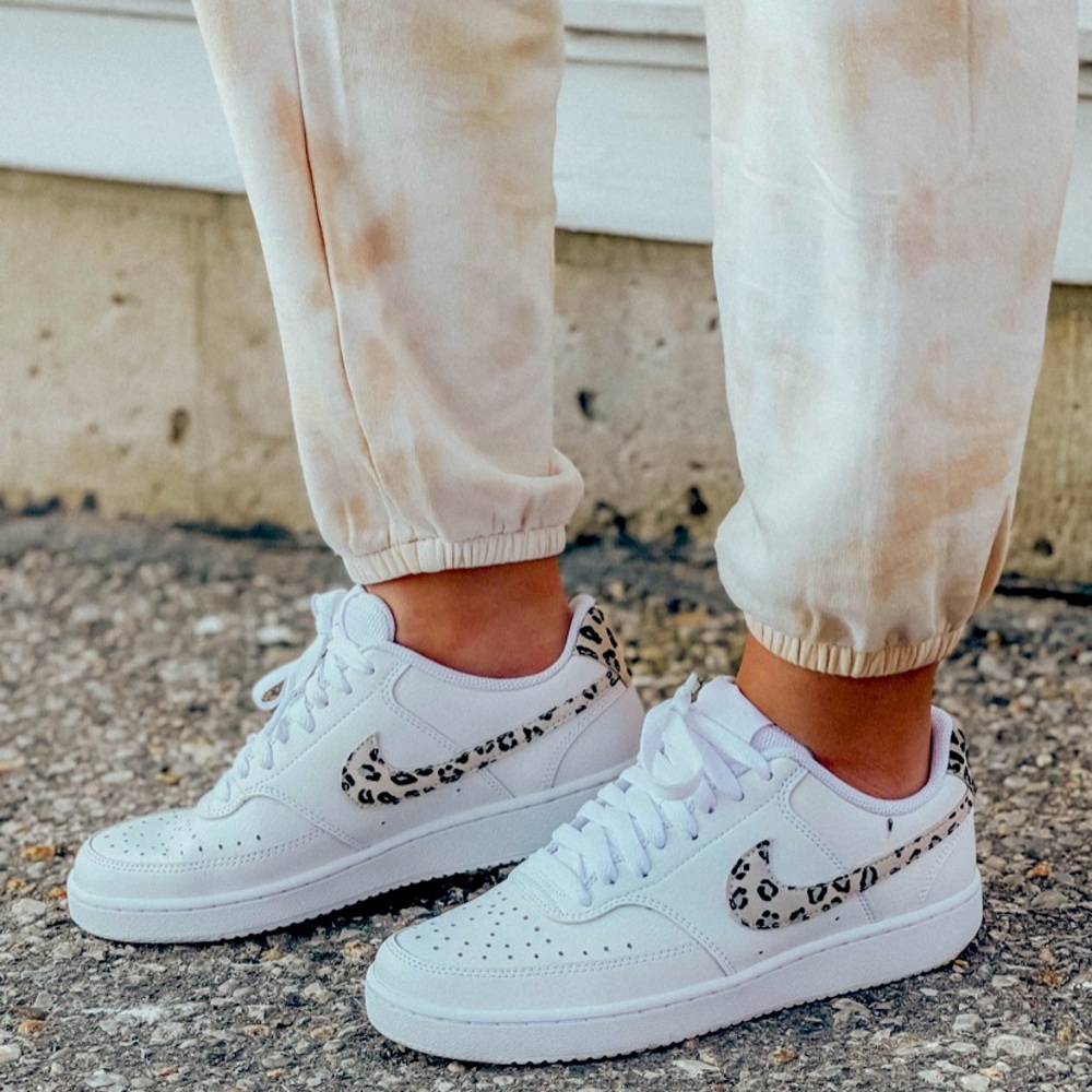 Nike women’s court vision low.